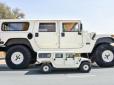 Химерну мрію зробили реальністю нафтодолари: Арабський шейх збудував собі велетенський Hummer H1
