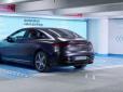Не фантастика: Новий електрокар Mercedes навчили самостійно заїжджати на стоянку і паркуватися (відео)