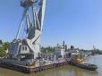 Українське Дунайське пароплавство готує до випробувань врятований від нальотів російських загарбників плавкран-гігант