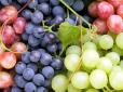 Хитрощі досвідчених покупців: Як принести з магазину найсмачніший виноград