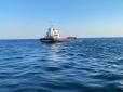 Прорив блокади: Із Чорноморська вперше за два місяці вийшло судно із зерном