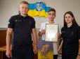 Єдиний, хто не розгубився: На Київщині 13-річний хлопчик урятував магазин від пожежі (фото)
