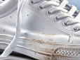 Ефект точно здивує! Чим відмити білу підошву взуття - домашні дієві способи