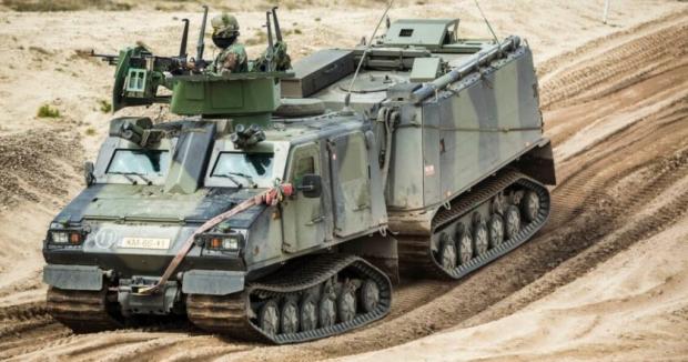 Броньований гусеничний всюдихід Bandvagn BvS 10