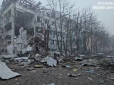 Російський Shahed знищив у Херсоні адмінібудівлю
