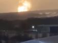 Стовп вогню видно за кілометри: У російському Іжевську стався потужний вибух на військовому заводі