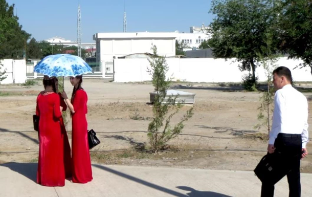  Школярі Туркменістану