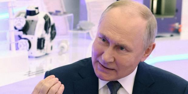 Очевидно, що без Путіна майбутнього у російської науки немає. І з ним безумовно теж