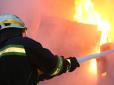 Окупанти атакували дронами Одесу: У житловому будинку спалахнула пожежа