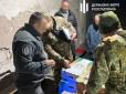 Продавали харчі, призначені для побратимів, і попались: На Донеччині перед судом постануть двоє військових за хитру 