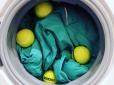 Щоб не зіпсувати: На якому режимі краще прати пуховик у пральній машині