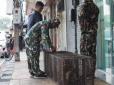 Тероризували містян: У Таїланді поліція влаштувала спецоперацію проти нахабних макак