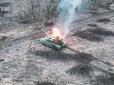 Український дрон-бомбер знищив новітній російський танк Т-90М 