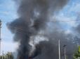 Стовп диму було видно здалеку: На Київщині бабуся спровокувала масштабну пожежу (фото, відео)