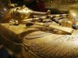 Чи справді поховання єгипетських фараонів оберігають смертоносні прокляття. Історія дослідження містичної загадки