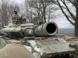 Не витримав побачення з українським дроном: Башту російського Т-80 відправило в 