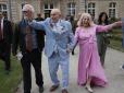 100-річний ветеран одружився з 96-річною коханою в День Д у пам'ятному для обох місці. Байдена і Макрон повечеряли з живими свідками 80-річної події (відео)