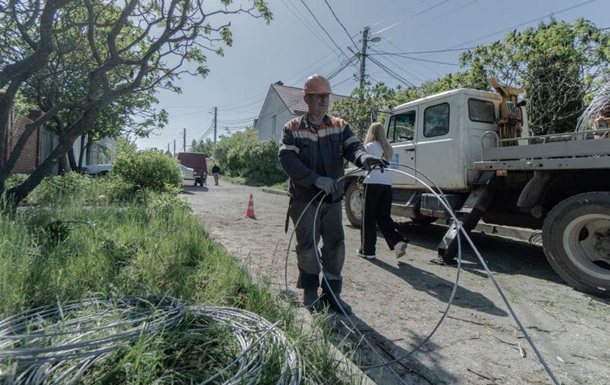 Енергетики проводять ремонт мереж у Харківській області