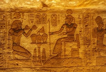 Давньоєгипетські писарі мали жахливу поставу, як в офісних працівників, - дослідження
