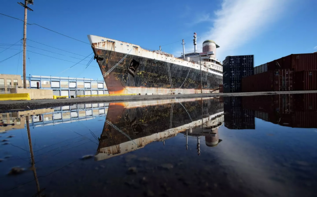 SS United States має стати штучним рифом і новою домівкою для морської флори і фауни