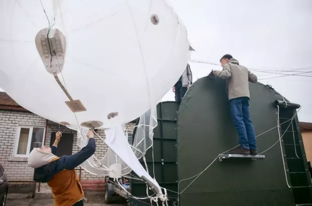  Транспортування аеростата виробництва компанії «Аеробавовна». Фото: Aerobavovna