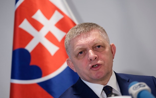 Роберт Фіцо