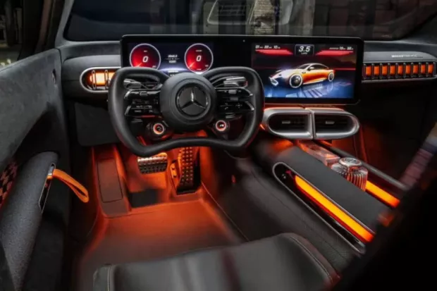 Салон Mercedes-AMG GT XX