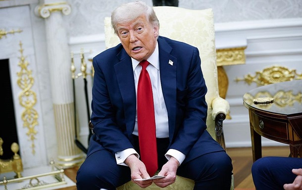 Дональд Трамп під час зустрічі з Марком Рютте в Білому домі 14 липня