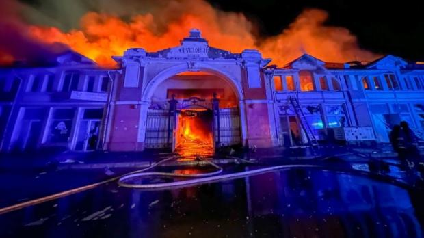 наслідки удару по ринку Привоз в Одесі, фото ДСНС