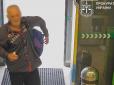 Щойно вийшов з-за грат, як взявся за старе: У Києві затримали 60-річного рецидивіста за зґвалтування та грабіж жінок