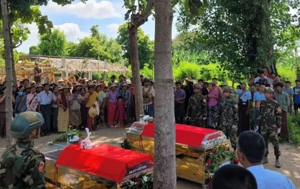 Похорони жертв режиму у М'янмі. Фото: bbc.com