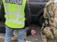Назвалися працівниками ТЦК: Головний слідчий області розповів подробиці затримання банди в Харкові (фото)