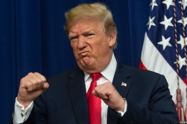 Трамп любить порівнювати себе з Черчілем, а сер Вільям безумовно знав би що тепер робити на місці американського президента