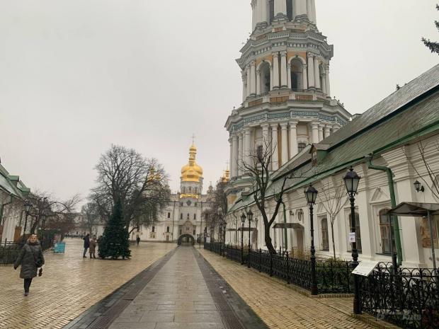 Верхня Лавра, де у 4 корпусі відкрили погруддя Іванові Мазепі.