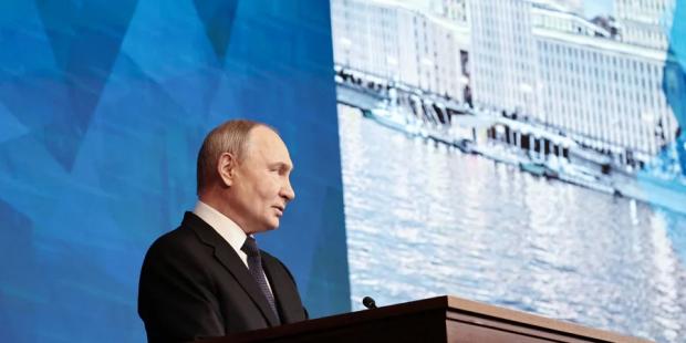 Російський диктатор Володимир Путін, 17 грудня 2025 року (Фото: Sputnik/Alexander Kazakov/Pool via REUTERS)