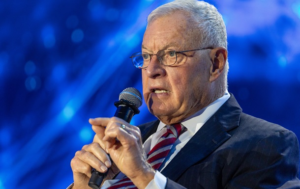 Колишній спецпосланець США в Україні генерал Кіт Келлог