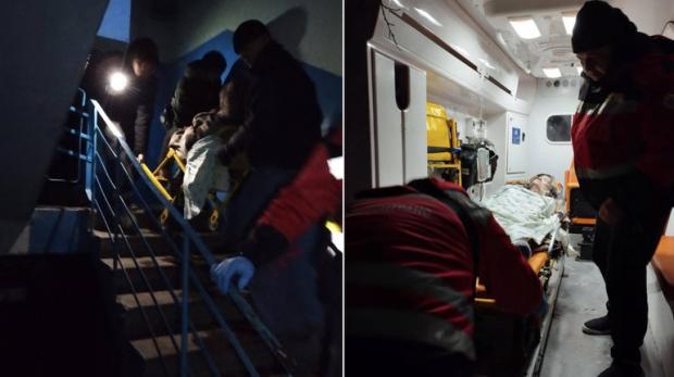 У Деснянському районі Києва маломобільних мешканців тимчасово переселяють до пансіонатів Фото: Максим Бахматов