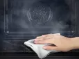 Все просто! Як і чим до блиску відчистити жир і нагар у духовці без хімії