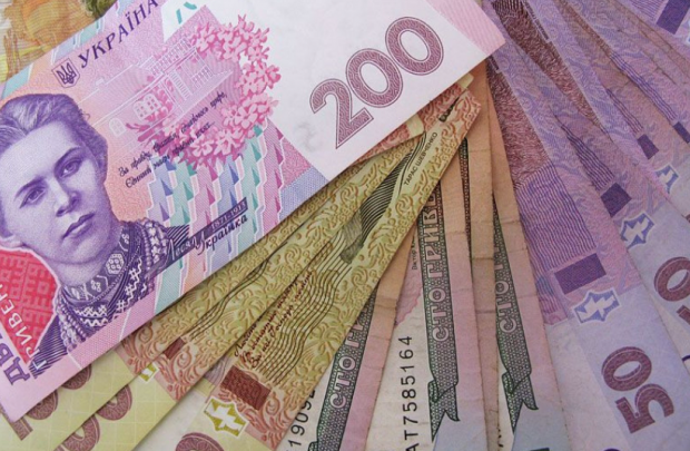 Банкноти 2000 і 5000 гривень: коли в Україні можуть з'явитися нові купюри