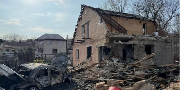 Про те, що будинок Даші Євтух сильно постраждав, в Instagram повідомив її чоловік і блогер Олександр Глазов (Фото: Суспільне. Полтава)