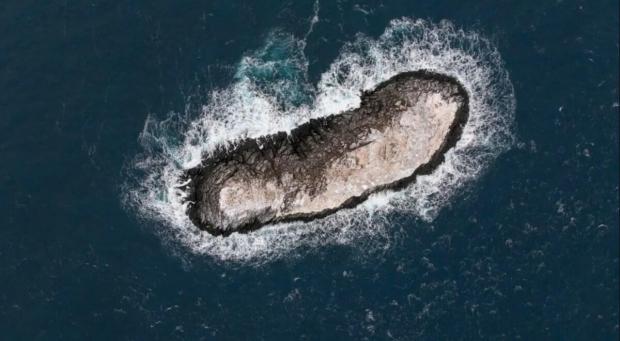 Вчені виявили новий острів / Інститут Альфреда Вегенера / Крістіан Гаас