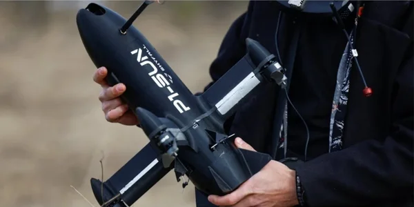  дрон-перехоплювач P1-SUN розвиває швидкість понад 300 км/год, а деякі модифікації - 350-450 км/год