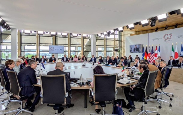 Ззустріч фінансового блоку країн G7