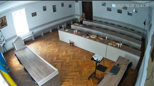 У міській раді заперечили факт застілля в залі засідань