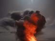 Дрони прилетіли: В районі залишків головної нафтобази Криму лунають вибухи і спостерігається.заграва. Вибухи також лунали в Сімферополі, Джанкої та Севастополі