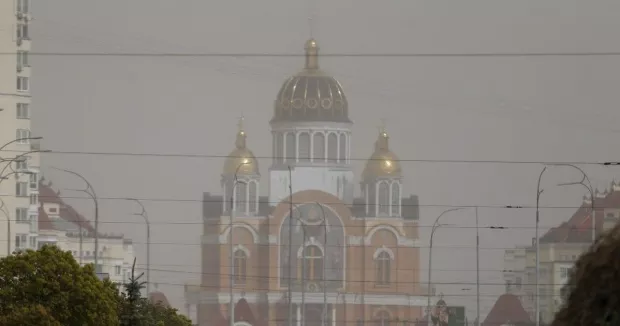 Київ, Оболонь накрило марево