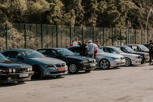 Українці частіше купують старі авто замість нових: у чому причини та які чекати наслідки