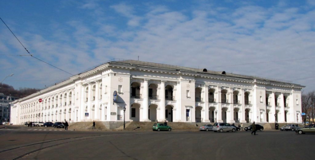Гостиний двір. Вид після реконструкції 1982 року