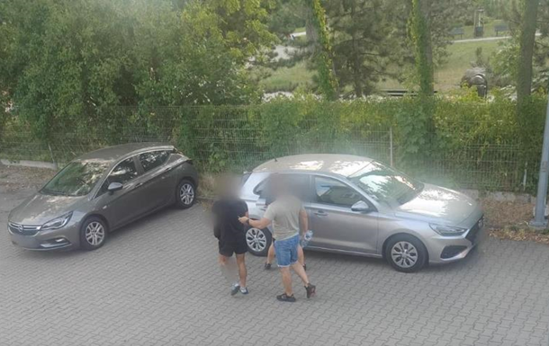 Поліція Польщі затримала двох підозрюваних у нападі на пару українців