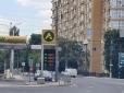 Бензин закінчується, а обіцянки не працюють: Як окупований Крим третій місяць потерпає від паливної кризи